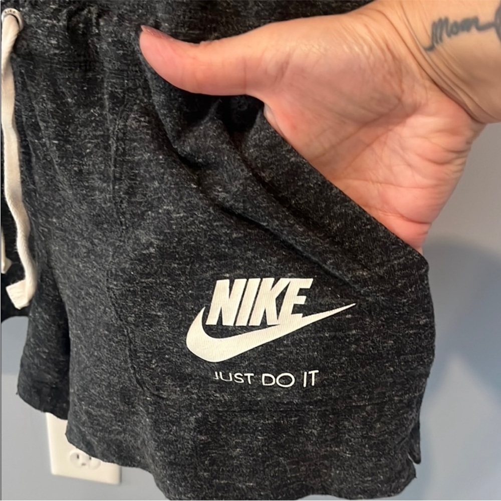 🩶NIKE VINTAGE RACERBACK GYM ROMPER - Picture 11 of 13